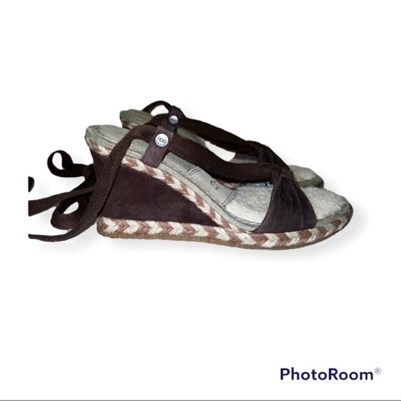 NWT UGG Chocolate Brown Espadrille Wedges